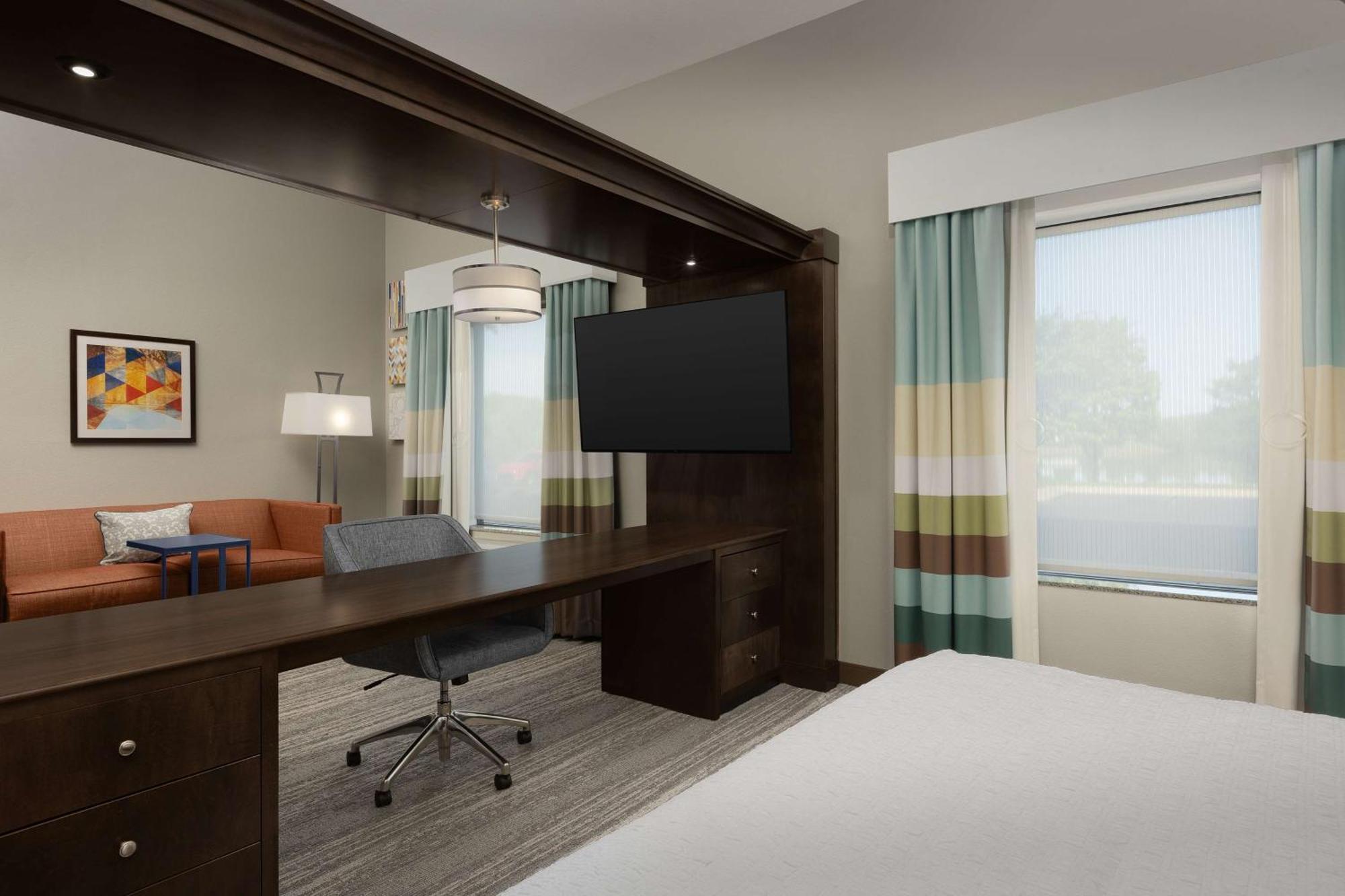 Hampton Inn & Suites Huntsville Research Park Area מראה חיצוני תמונה
