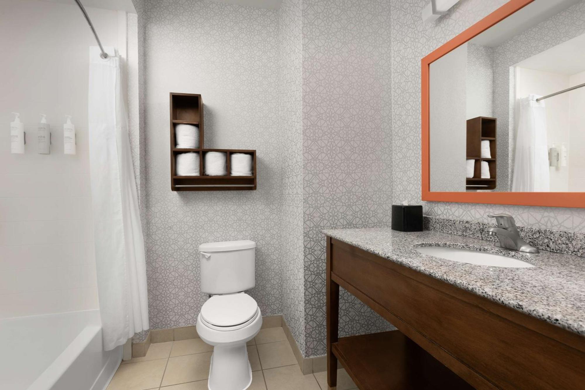 Hampton Inn & Suites Huntsville Research Park Area מראה חיצוני תמונה